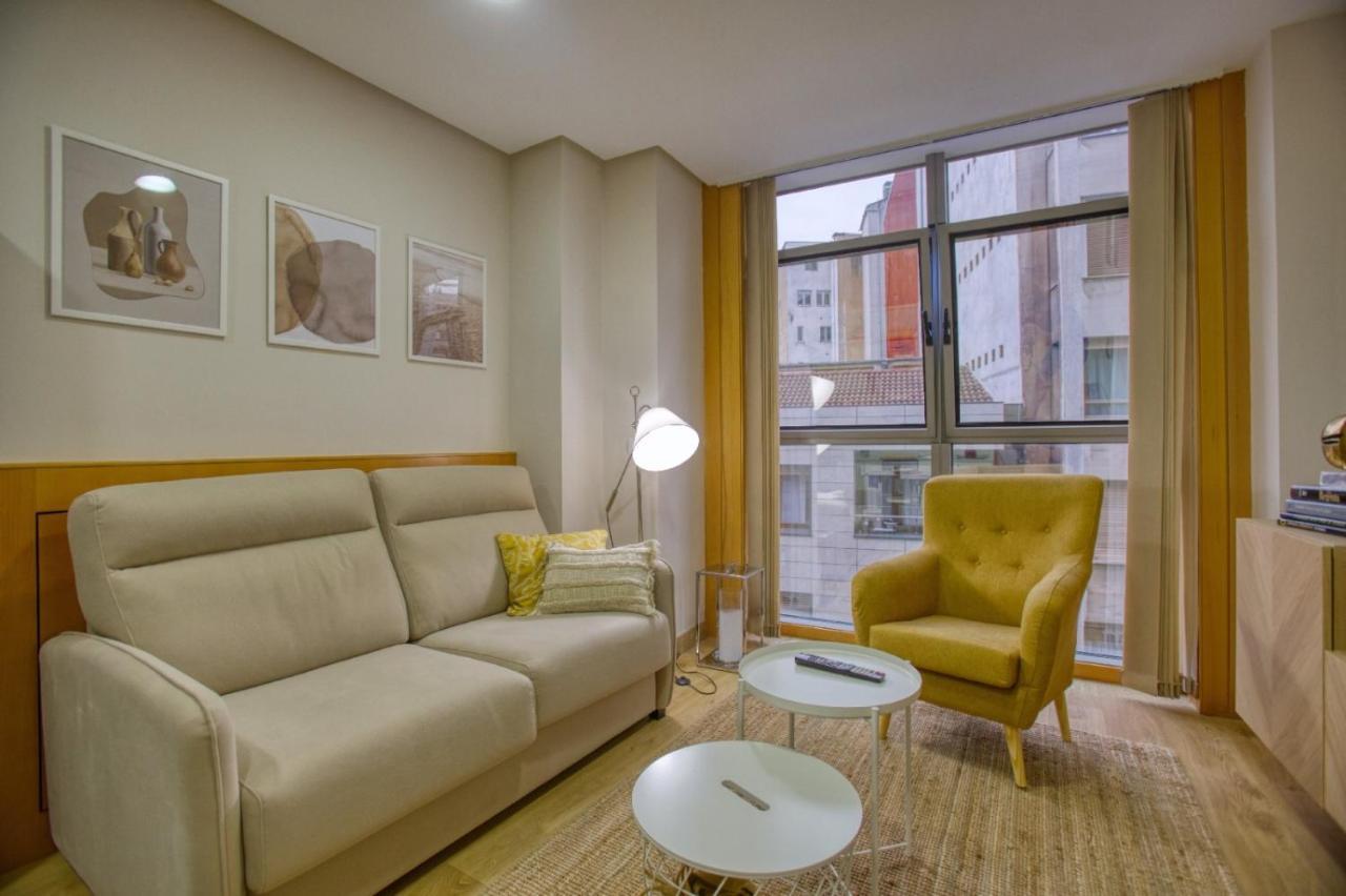 El Loft De Berta Apartment Oviedo Luaran gambar