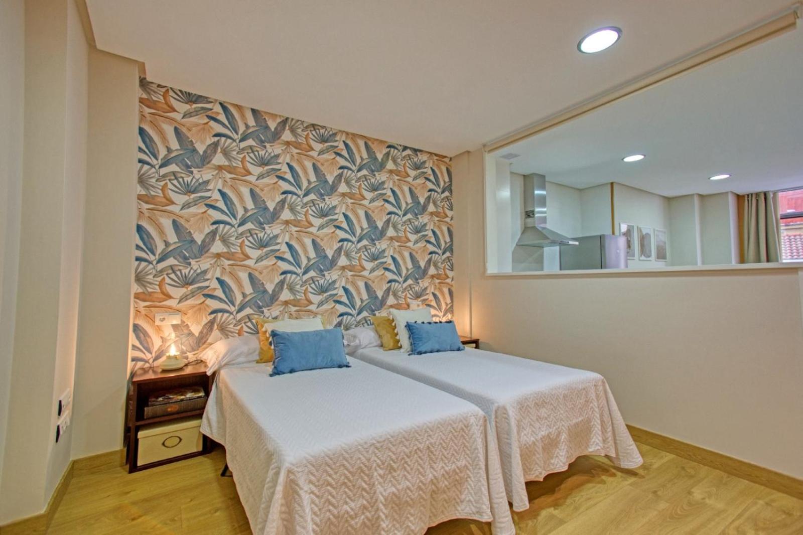 El Loft De Berta Apartment Oviedo Luaran gambar